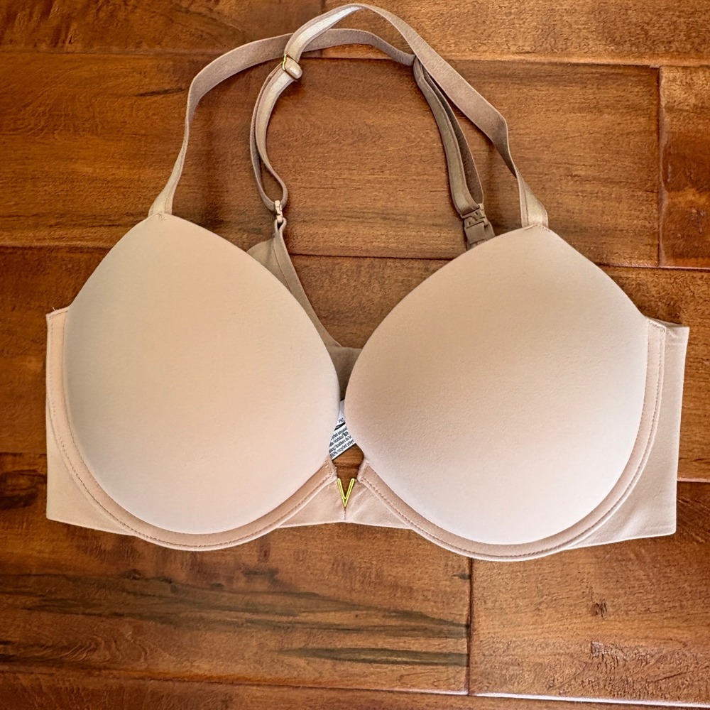 Victorias Secret T-Shirt Bra Beige Tan V-Hardware Convertible‎ 36DD